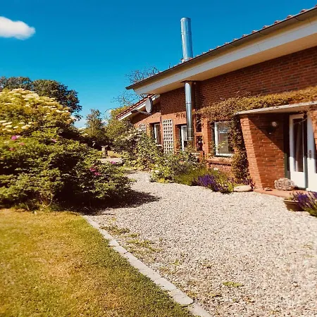 Extrazeit_urlaub Hasselberg (Schleswig-Holstein)